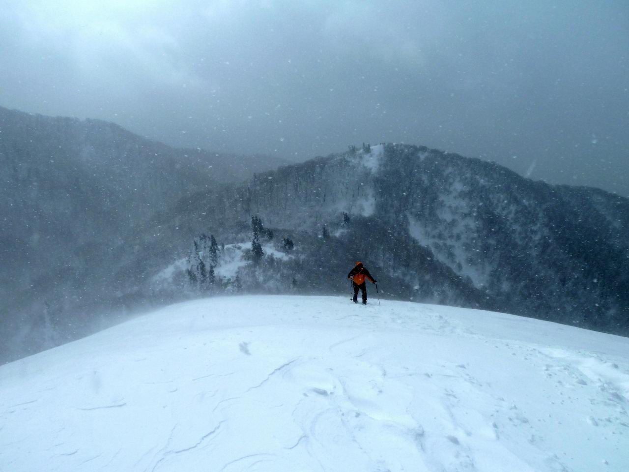 武奈ヶ岳－比良も雪が多かった！_e0110500_0455910.jpg