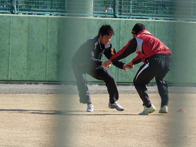 ロッテ自主トレ(1月26日)・・・細谷圭が飛んでいた♪_b0166128_921916.jpg