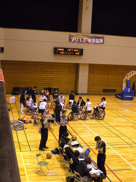 2011/1/29 車椅子バスケットボール都大会 No Excuseの戦い _e0089232_2092428.jpg