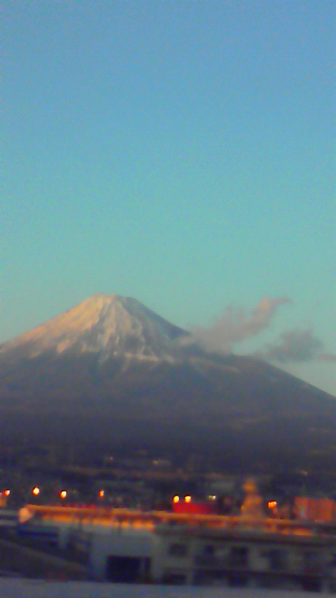 新幹線からの富士山*_d0107469_18103825.jpg