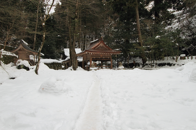 雪の貴船・鞍馬_e0051888_0575931.jpg