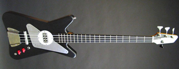 センスが光る!「Worland Guitars」製のGuitar & Bass。_e0053731_17134779.jpg