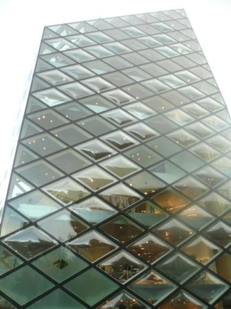 e0149215_1502870.jpg