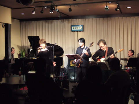 荒川和子ライブ_c0229062_17495147.jpg