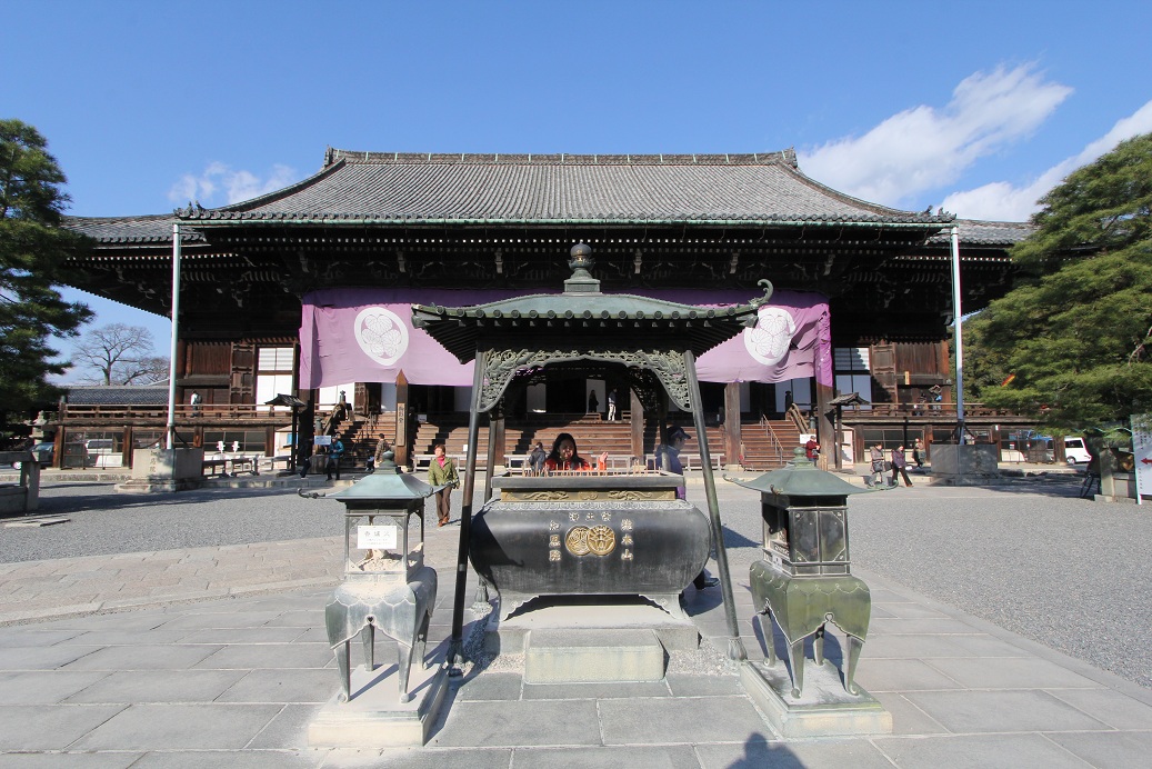 知恩院・方丈庭園を歩く_a0107574_1135959.jpg