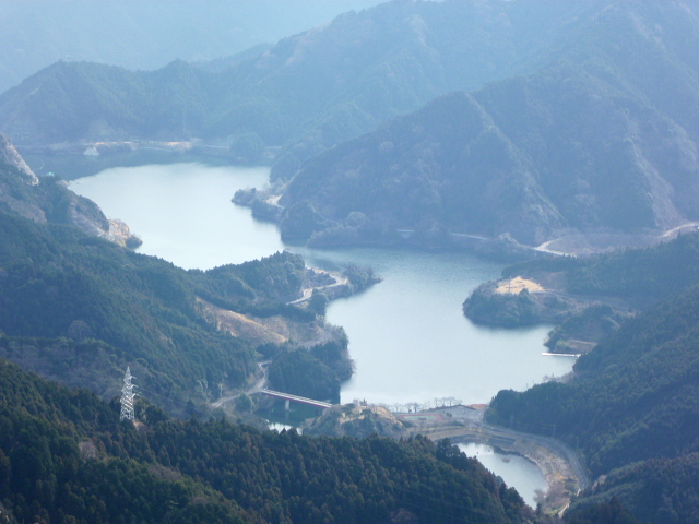 急登の錫杖ケ岳(676M)に登る　　_d0170615_113045.jpg