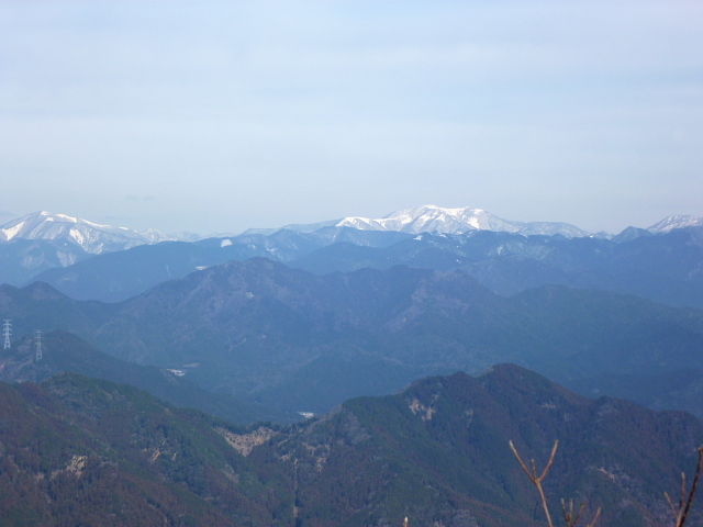 急登の錫杖ケ岳(676M)に登る　　_d0170615_1131139.jpg