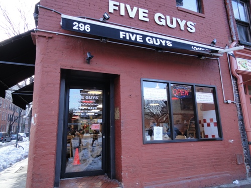 Happyツアー in NYC　⑫ ＊FIVE GUYS＊でハンバーガー_e0148432_14501155.jpg