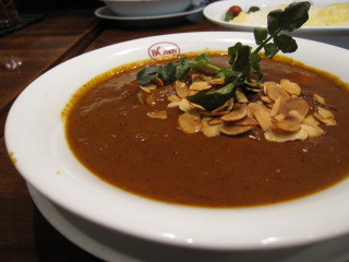 欧風カレーBondy_c0220154_13564756.jpg