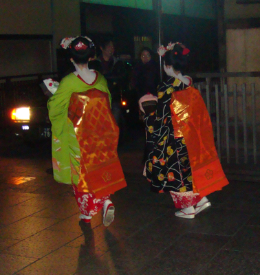 そうだ！京都の写真を整理しよう。その１（憧れの祇園の街と舞妓さん）_c0227407_18403856.jpg