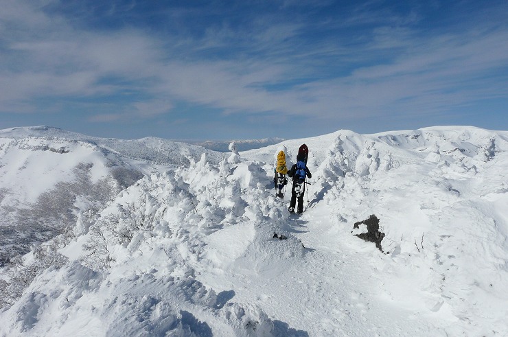 ２０１１．２．２後烏帽子岳（１６８１ｍ）_f0003138_1113388.jpg