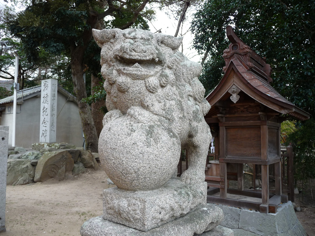 月夜見命を祀るもう一つの伊豫神社_e0165472_230539.jpg