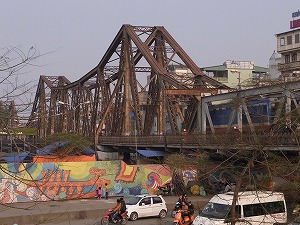 ベトナム ハノイ ロンビエン橋 0 11年2月 Vietnam Nshima Blog ベトナム ハノイ ロンビエン橋 0 11年2月 Vietnam Nshima Blog