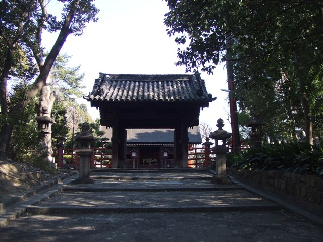 Daikai Shrine, right next to Sumiyoshi Grand Shrine_e0046748_16161492.jpg