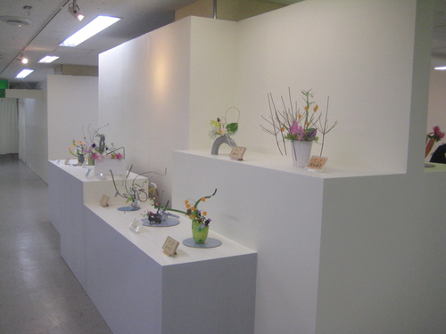 久留米に池坊展へ。_d0195183_2231011.jpg