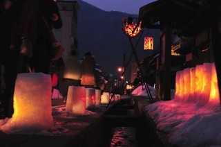 毎年この時期に開催される(智頭宿雪まつり)の取材......_b0194185_234423.jpg