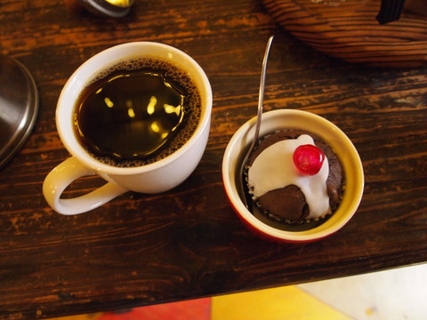 YOTSUBA COFFEE_a0161113_21532172.jpg