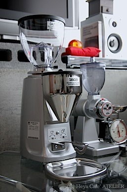 □ MAZZER のグラインダーがやってきたよ！ っちゅう話 : HeyaCafe' ATELIER スタッフブログ