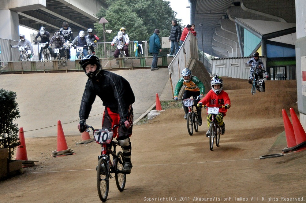 2011JOSF 川口ゴリラ公園オープニングレースVOL8ミドル決勝　動画アリ_b0065730_20223785.jpg