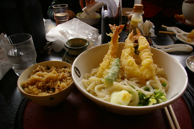 讃岐うどん喜三郎 (おまけ 子ども界の...)_a0186568_23123041.jpg