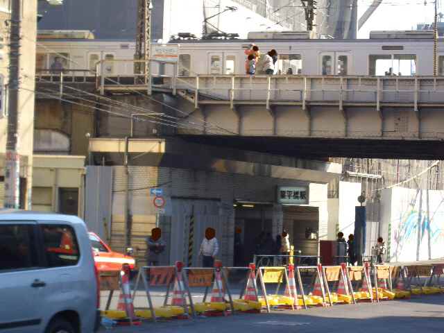 業平橋駅　と　スカイツリー_e0114588_2171552.jpg