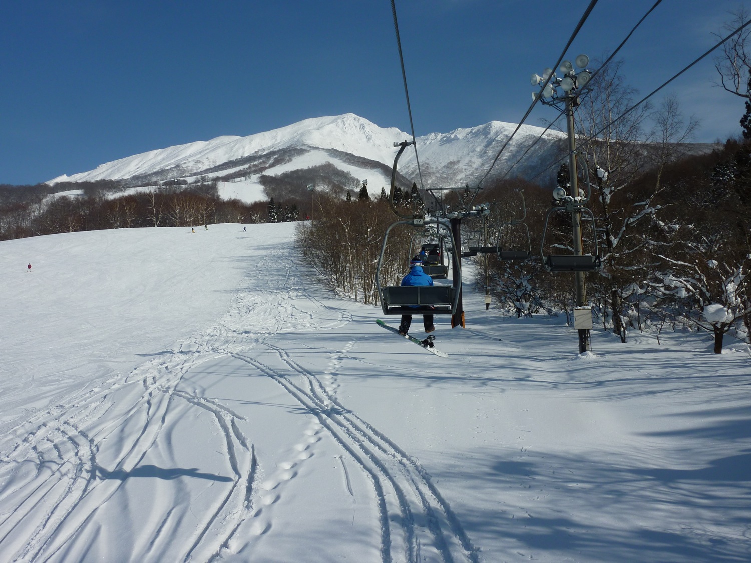 2011.2.6 田沢湖スキー場_f0013553_20134144.jpg