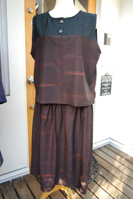 着物リメイク・ベスト&スカート_d0127925_9533879.jpg