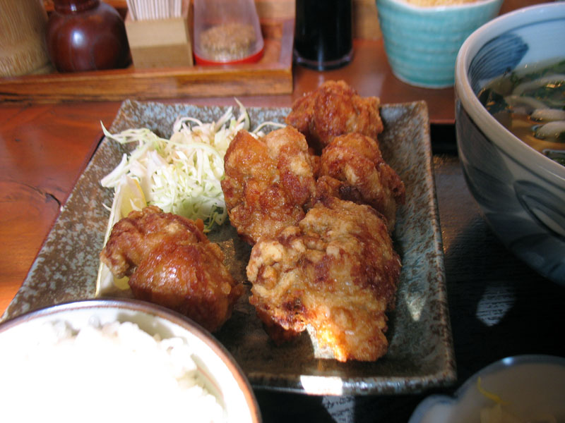 釜揚げうどん　千船屋　鶏の唐揚げ定食_c0208328_1312.jpg