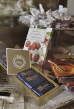 イタリアの老舗チョコレート＆トッローネ_a0112221_1595449.jpg