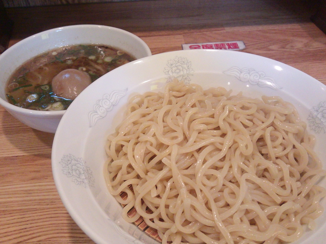 五味を揃えたつけ汁が、活かった麺を活かしきる。 〔麺匠 四神伝／ラーメン・つけ麺／古川橋〕_f0195971_19294683.jpg