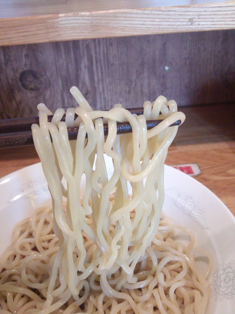 五味を揃えたつけ汁が、活かった麺を活かしきる。 〔麺匠 四神伝／ラーメン・つけ麺／古川橋〕_f0195971_19344160.jpg