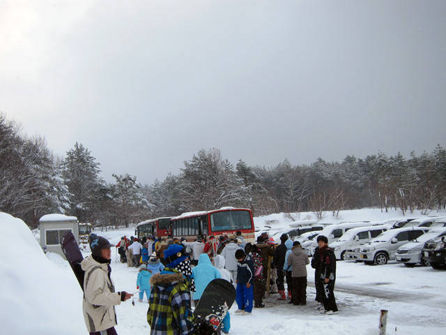 大山ホワイトリゾート中の原ゲレンデにて_d0141173_21485789.jpg