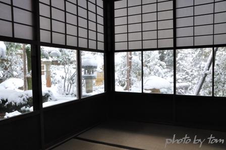 古都金沢散策 冬の金沢武家屋敷 4 野村家 雪の庭 Tomの一人旅 気のむくまま 足のむくまま 古都金沢散策 冬の金沢武家屋敷 4 野村家 雪の庭 Tomの一人旅 気のむくまま 足のむくまま