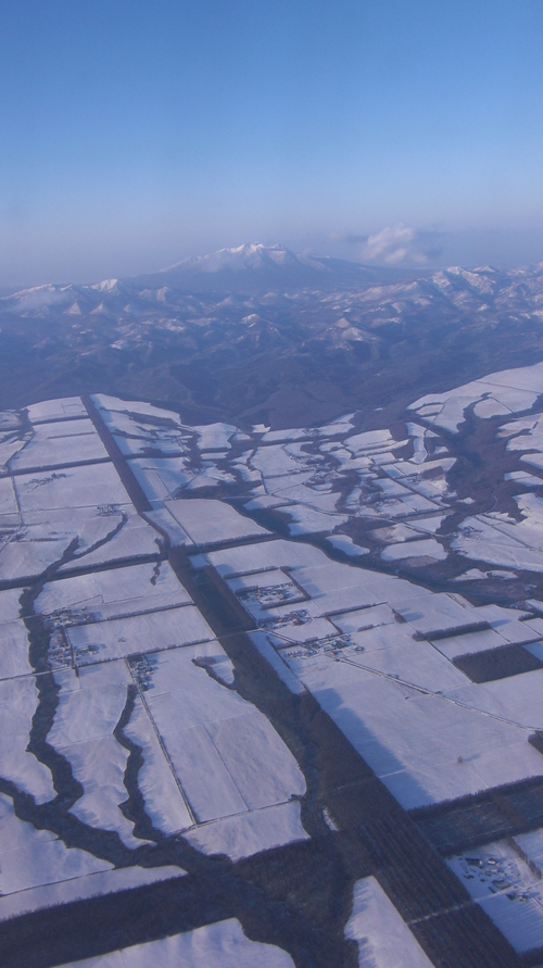 ANA便で中標津から東京へ、摩周湖はまたも素敵な姿を見せてくれました。本当にありがとう。_d0181492_19374753.jpg