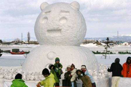 雪祭り三昧♪～つどーむ会場と円山動物園スノーフェスティバル編～_e0134711_2331486.jpg