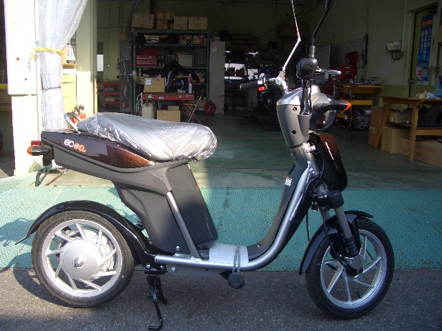 Ninja1000 試乗車アリマス。_a0169121_13552487.jpg