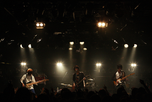 いえね。_e0142672_1272134.jpg