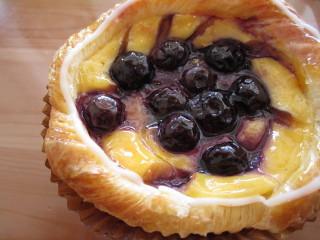 BOULANGERIE Four(弘前市)*アップルパイ36種類め_b0147224_20552538.jpg