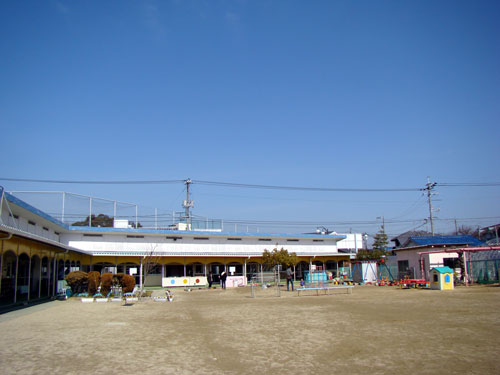 広島市立三筋保育園_a0047200_16562616.jpg