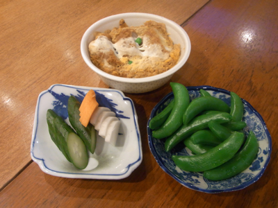 ご飯なんか作りたくない日だってあるわよ。。_c0133561_1204627.jpg