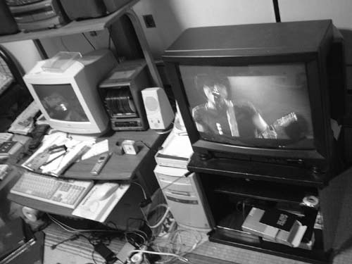 ミスチル部屋・大幅リニューアル_e0171573_0575920.jpg