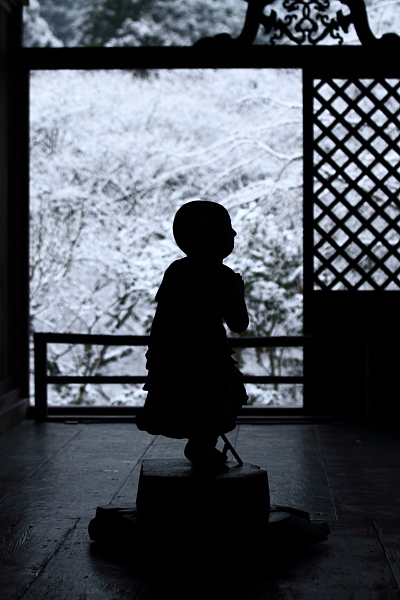 雪の高山寺_e0051888_2111217.jpg