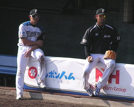 僕らずっと全力で野球少年なんだ　2011年キャンプ・野球教室編_d0113900_15318100.jpg