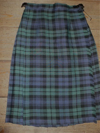 O\'NEIL OF DUBLIN　　　KILT SKIRT_c0134310_23435359.jpg