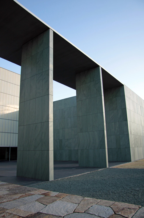 豊田市美術館_d0090733_19211771.jpg