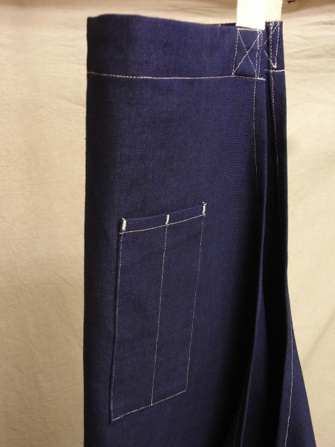 frenchwork indigo apron_f0049745_18465011.jpg