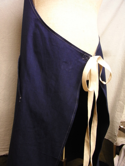 frenchwork indigo apron_f0049745_18472327.jpg