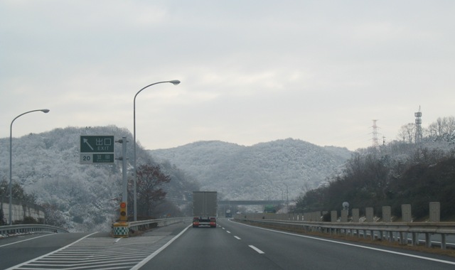 雪のある風景！_f0088569_10212412.jpg