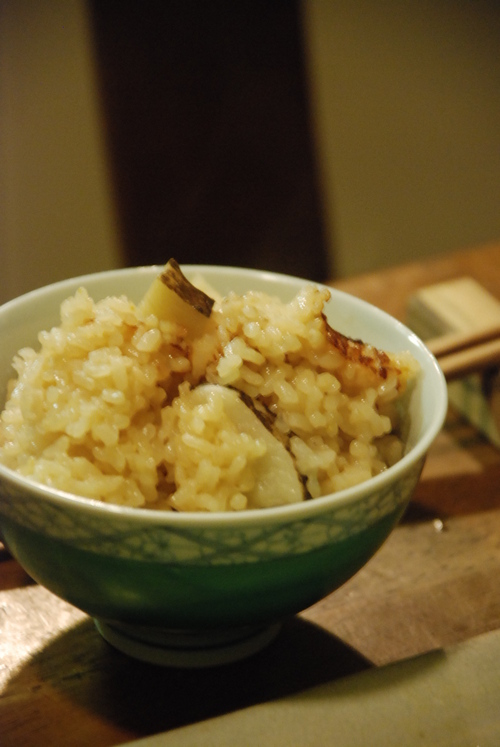 とっくり芋の炊き込みご飯 暮らしとごはん とっくり芋の炊き込みご飯 暮らしとごはん