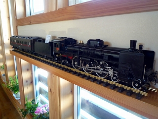 機関車の模型展示_c0189218_1943416.jpg